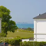 Linden-palais 35